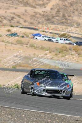 media/Oct-09-2022-Extreme Speed (Sun) [[a34e269be1]]/1-Red/session 2 turn 11/